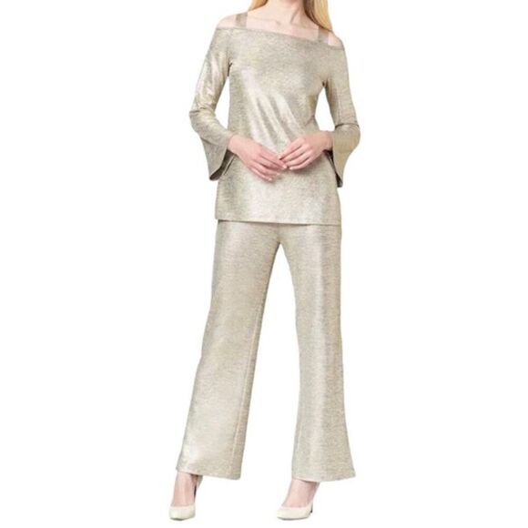 Clara Sun Woo Tops - NWOT Clara Sun Woo Gold Lamé Open Shoulder Bell Sleeve Top and Classic Side Slit